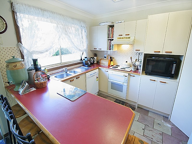 18 Bluebell Close, Glenmore Park NSW 2745