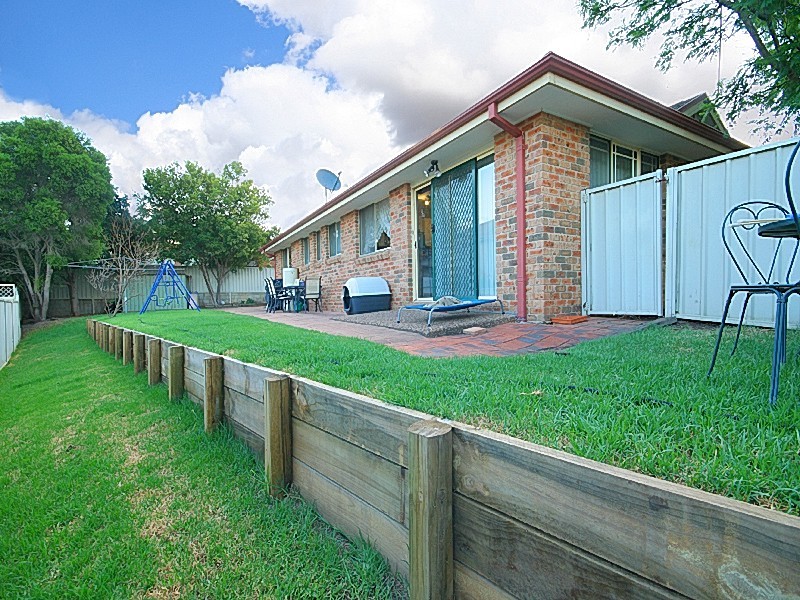 18 Bluebell Close, Glenmore Park NSW 2745