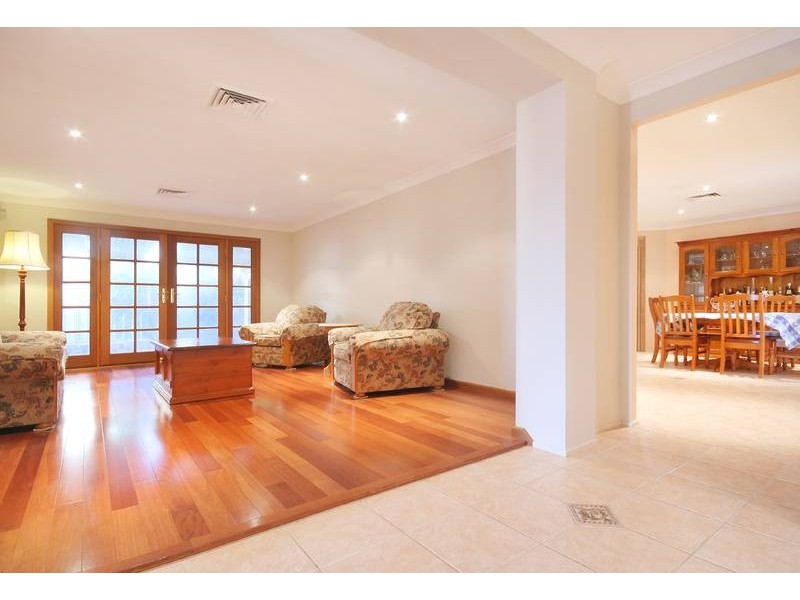 12 Shearwater Drive, Glenmore Park NSW 2745