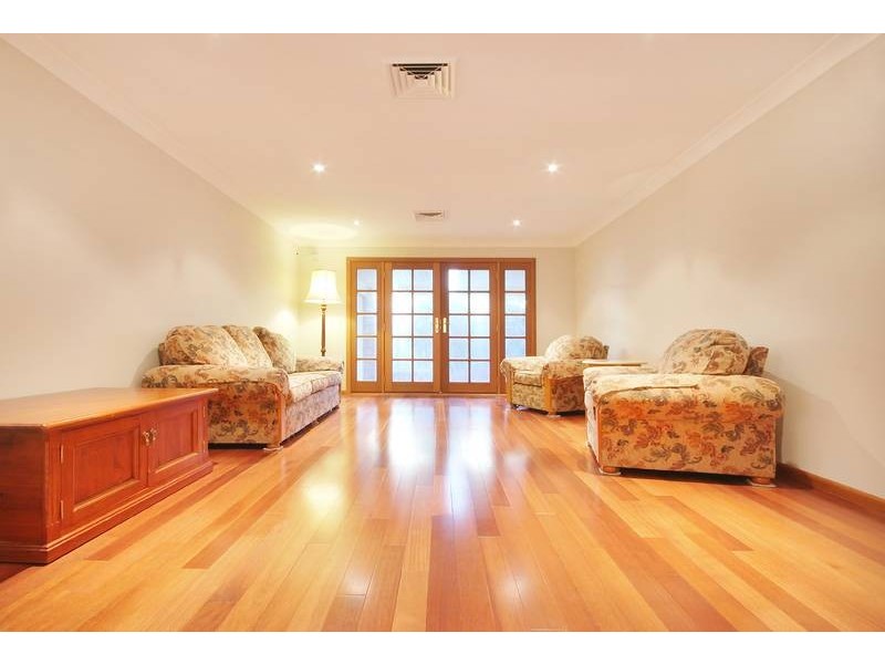 12 Shearwater Drive, Glenmore Park NSW 2745