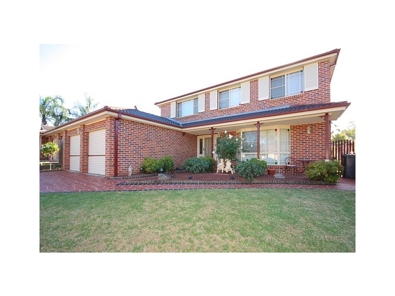 13 Dillwynia Drive, Glenmore Park NSW 2745