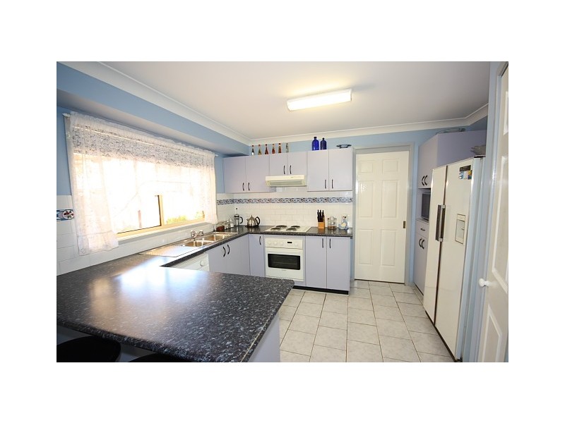 13 Dillwynia Drive, Glenmore Park NSW 2745