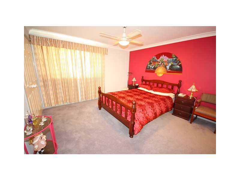 13 Dillwynia Drive, Glenmore Park NSW 2745