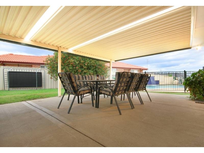 13 Woodlands Drive, Glenmore Park NSW 2745