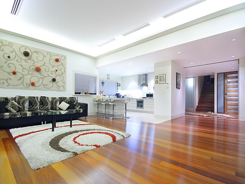 18 Matthew Parade, Blaxland NSW 2774
