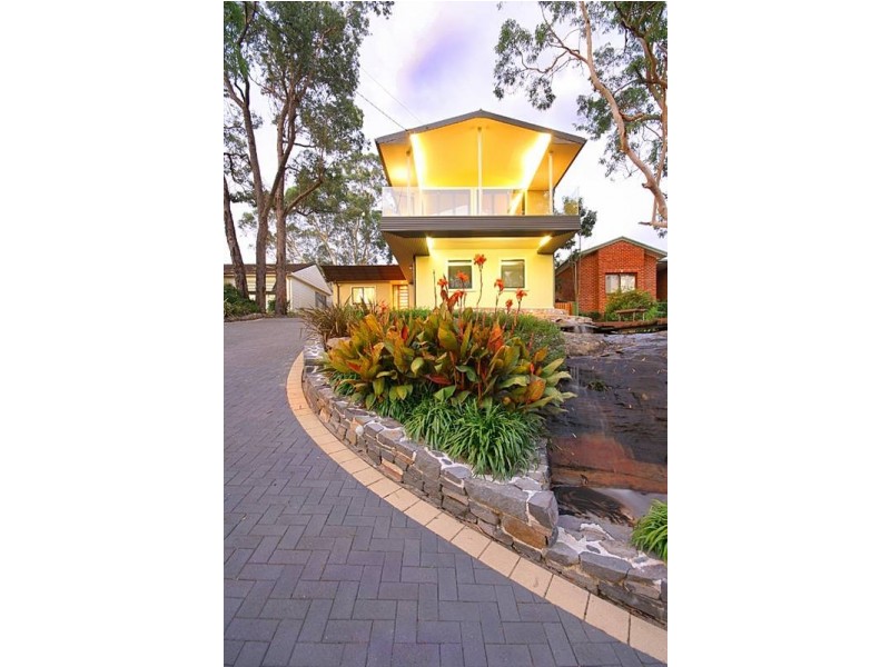 18 Matthew Parade, Blaxland NSW 2774