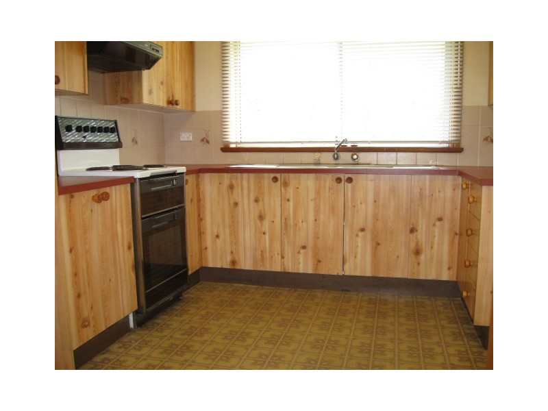 2 Clucas rd, Dharruk NSW 2770