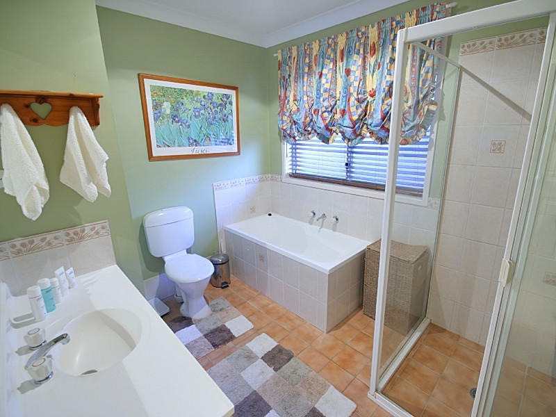 1 Bundeluk Crescent, Glenmore Park NSW 2745