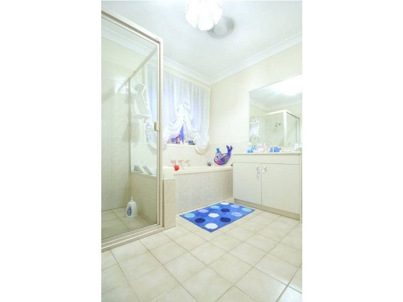 7 Binnet Place, Glenmore Park NSW 2745