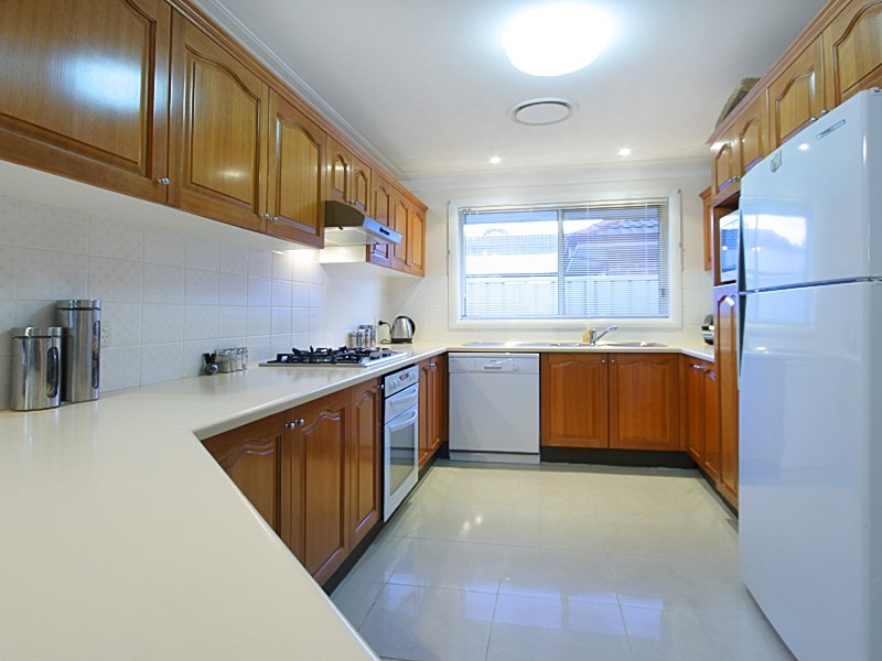 6 Jarra Crescent, Glenmore Park NSW 2745