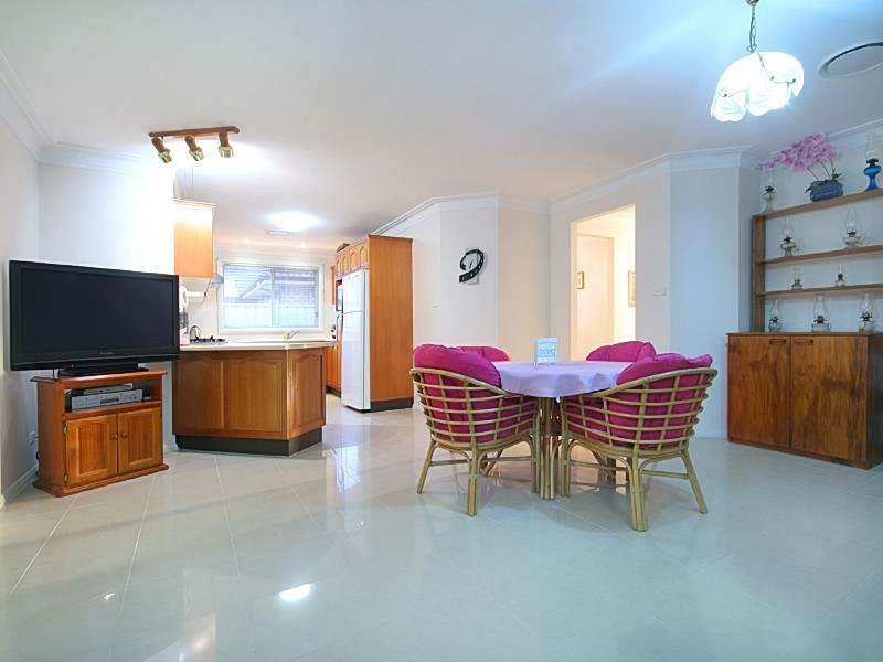 6 Jarra Crescent, Glenmore Park NSW 2745
