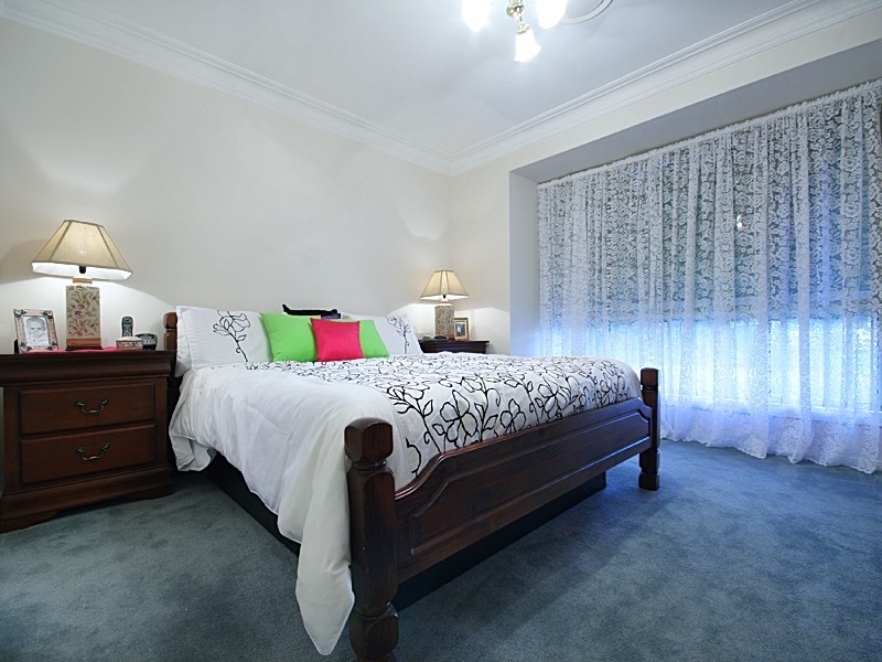 6 Jarra Crescent, Glenmore Park NSW 2745