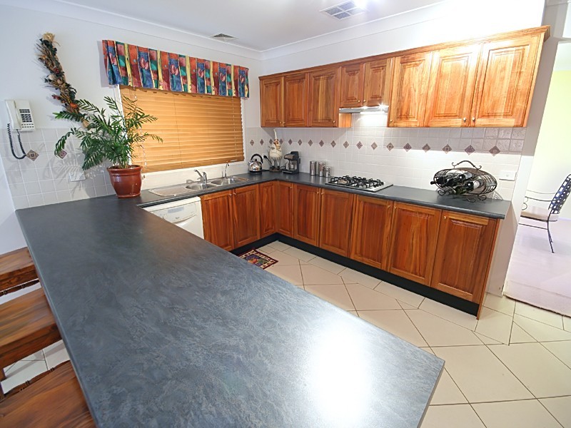 4 Bangalla Parade, Glenmore Park NSW 2745