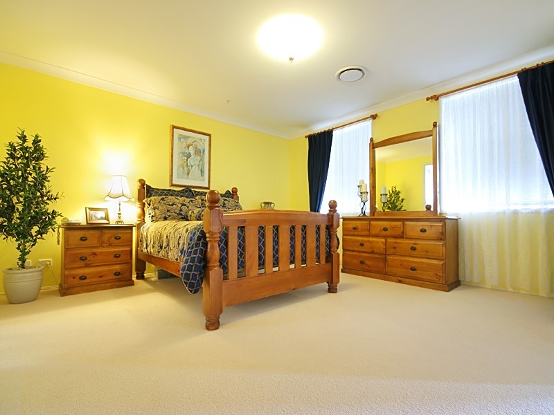 4 Bangalla Parade, Glenmore Park NSW 2745