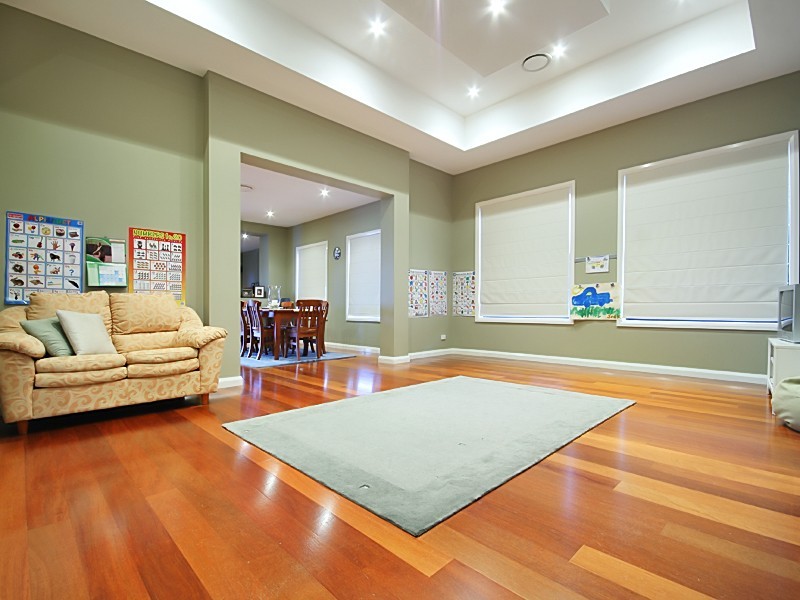 22 Burra Close, Glenmore Park NSW 2745