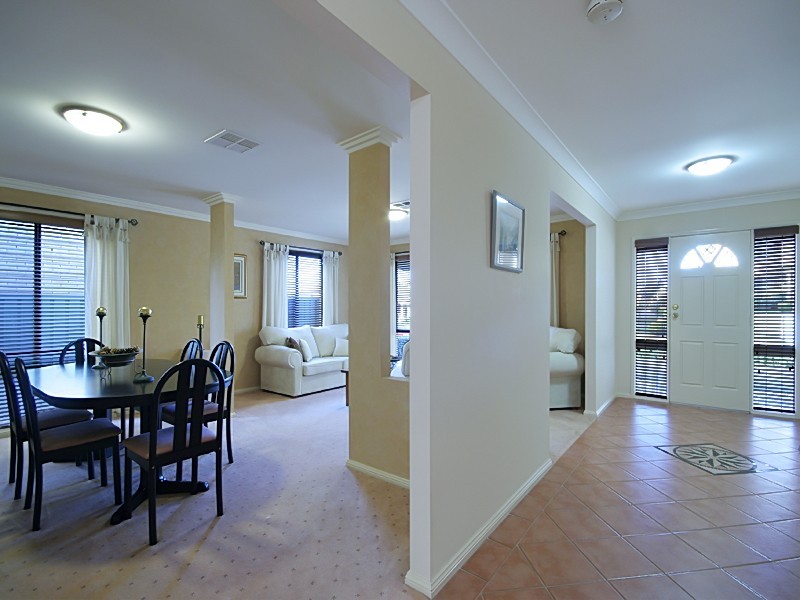 9 Roseville Terrace, Glenmore Park NSW 2745