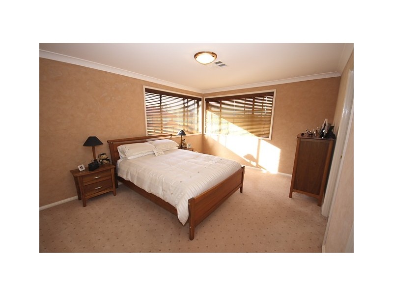 9 Roseville Terrace, Glenmore Park NSW 2745