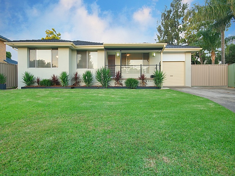 5 Walcha Place, South Penrith NSW 2750