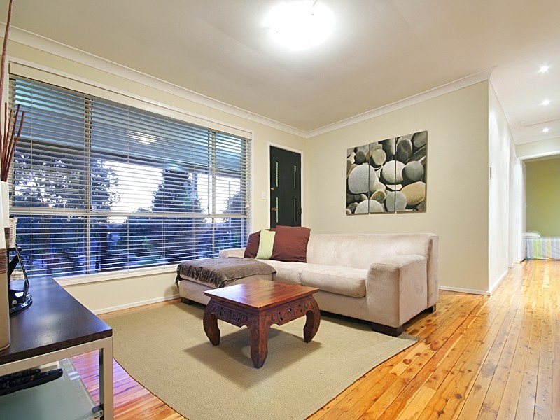 5 Walcha Place, South Penrith NSW 2750