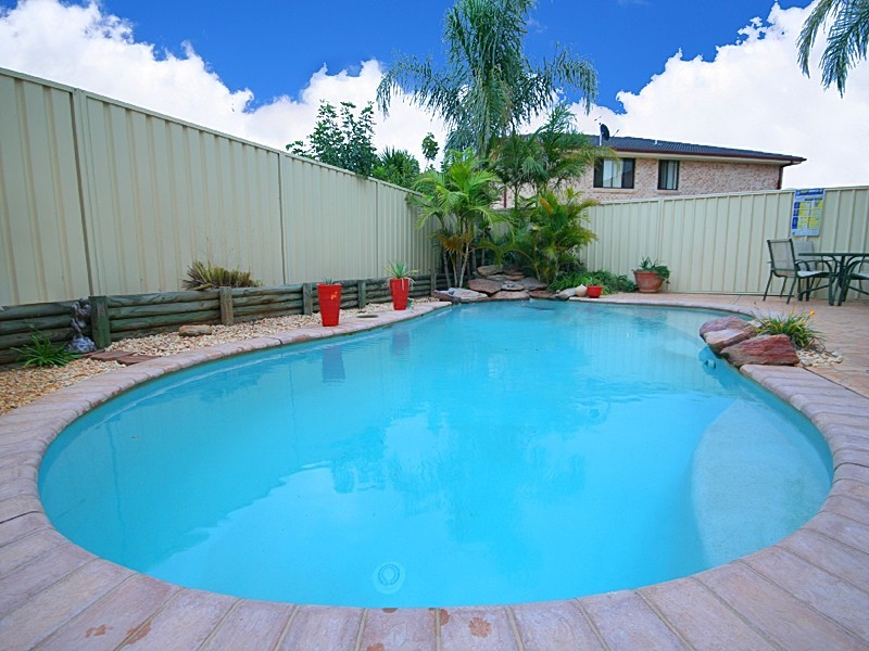 7 Kingsfield Ave, Glenmore Park NSW 2745