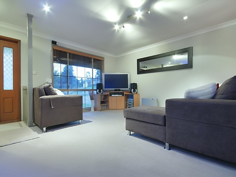 13 Pardalote Place, Glenmore Park NSW 2745