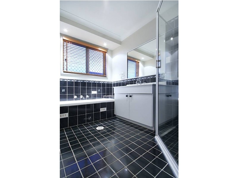 13 Pardalote Place, Glenmore Park NSW 2745