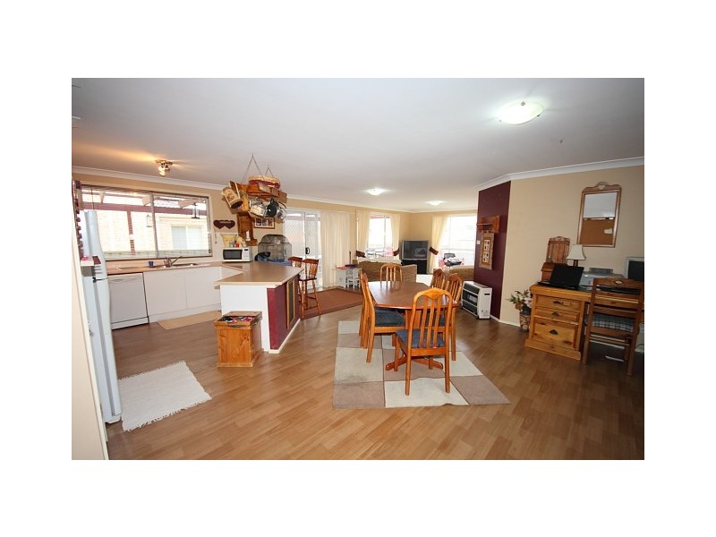 4 Kalua Place, Glenmore Park NSW 2745