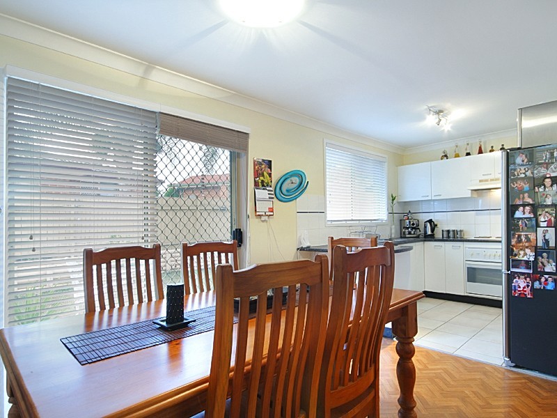 10 Cowan Place, Glenmore Park NSW 2745