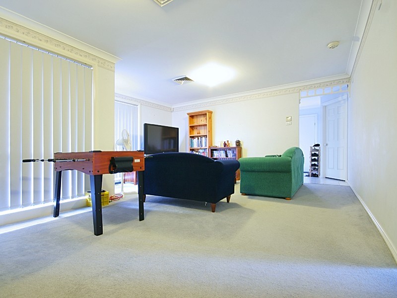 4 Dutba Place, Glenmore Park NSW 2745