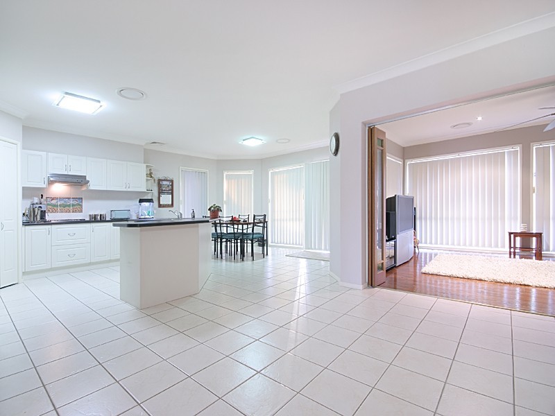 5 Karingal Court, Glenmore Park NSW 2745