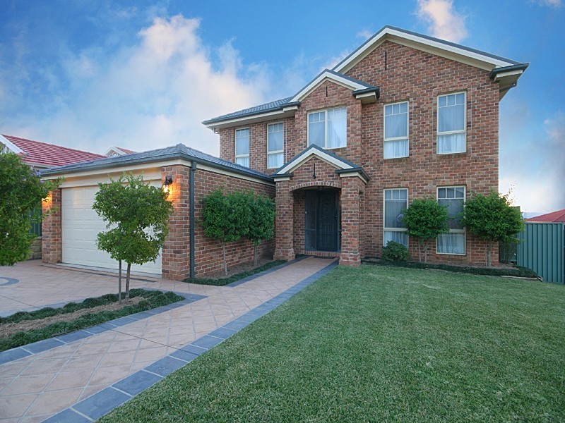 5 Karingal Court, Glenmore Park NSW 2745