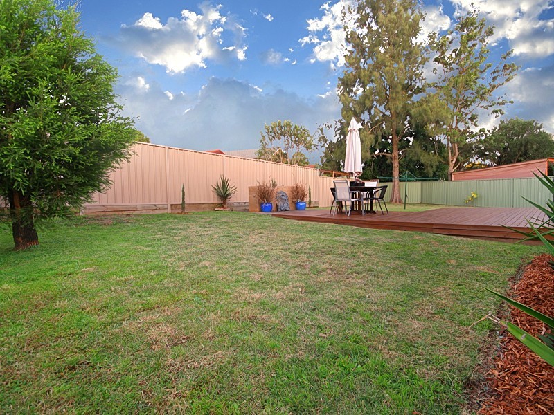 5 Walcha Place, South Penrith NSW 2750