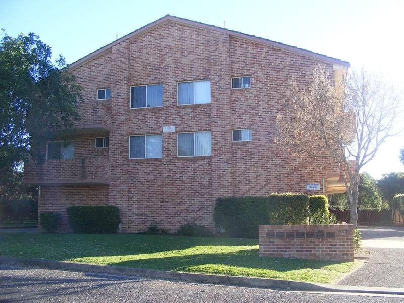 10/9-11 Haynes Street, Penrith NSW 2750