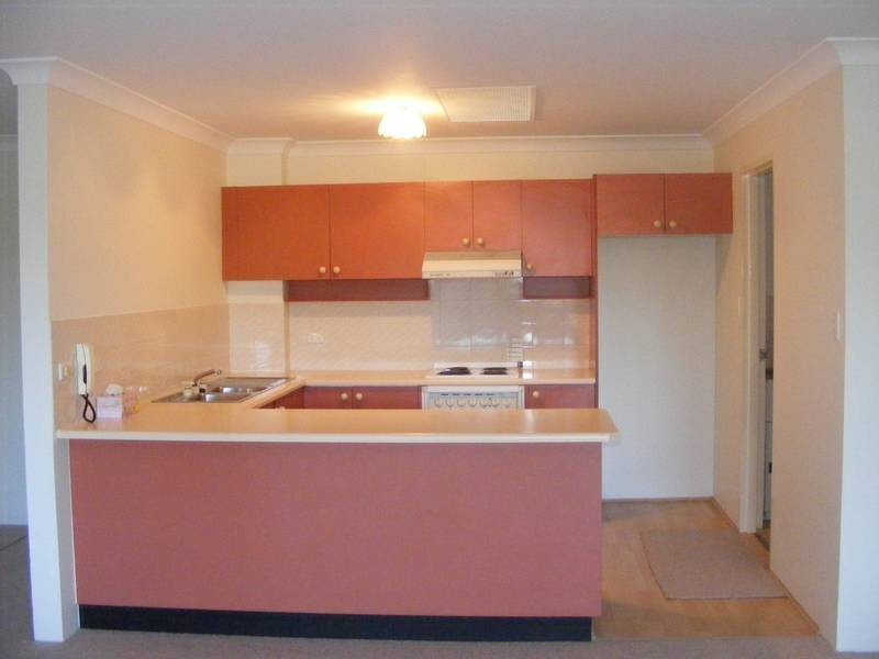 10/9-11 Haynes Street, Penrith NSW 2750