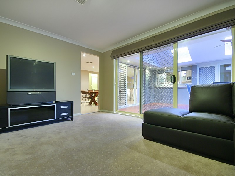 118 Sir John Jamison Circuit, Glenmore Park NSW 2745