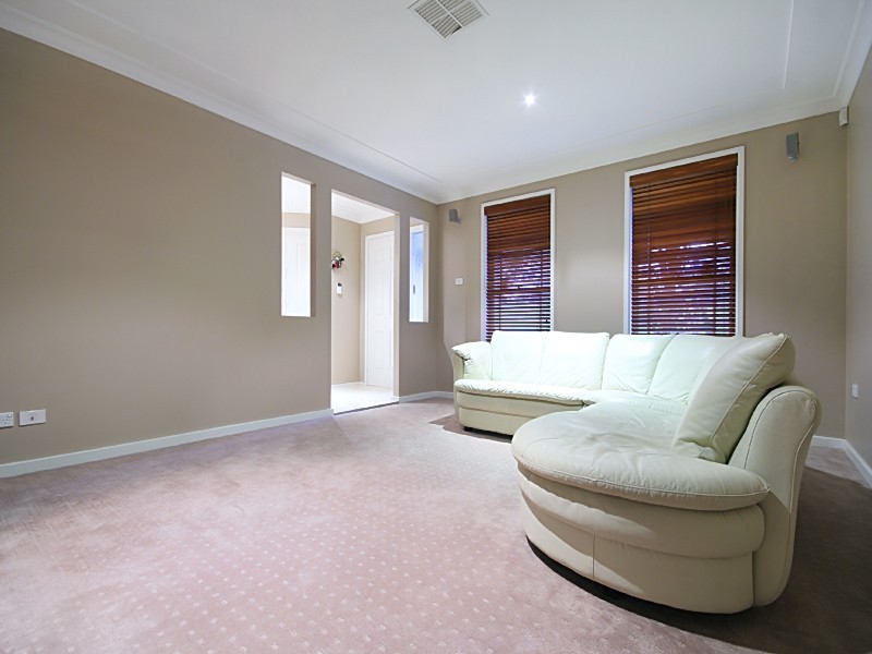 118 Sir John Jamison Circuit, Glenmore Park NSW 2745
