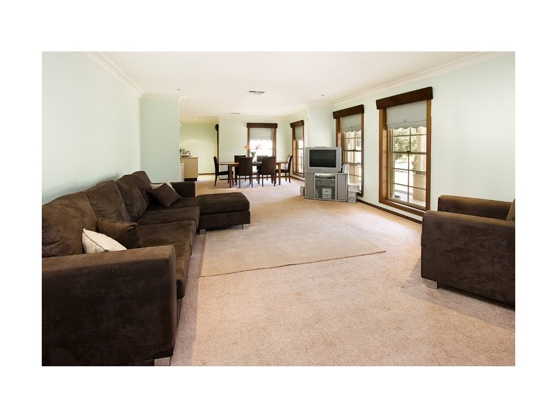 44 Bursaria Crescent, Glenmore Park NSW 2745