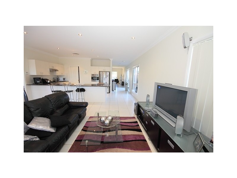 9 Rosecrea Court, Glenmore Park NSW 2745