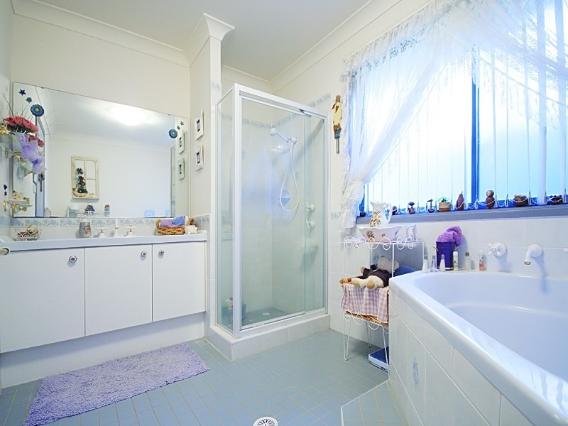 25 Brigadoon Avenue, Glenmore Park NSW 2745