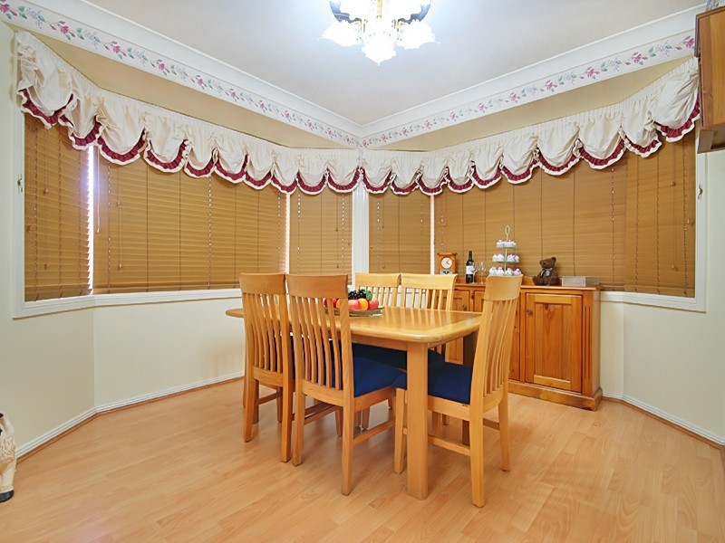 6 Dutba Place, Glenmore Park NSW 2745