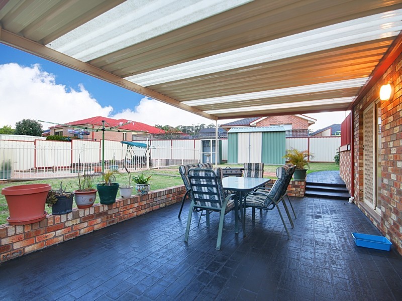 6 Woodlands Drive, Glenmore Park NSW 2745