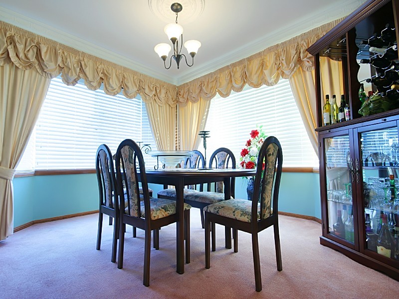 6 Woodlands Drive, Glenmore Park NSW 2745