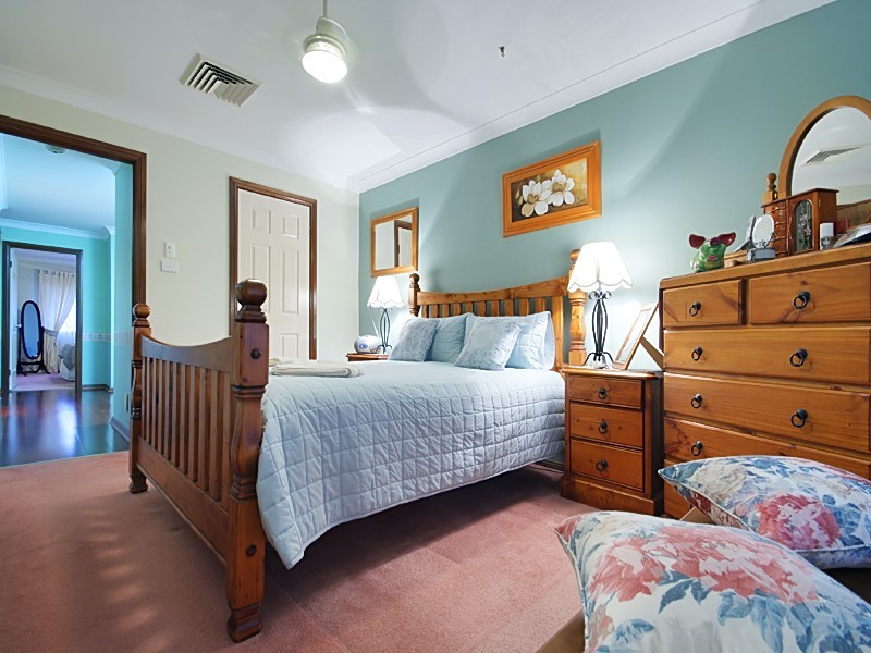 6 Woodlands Drive, Glenmore Park NSW 2745