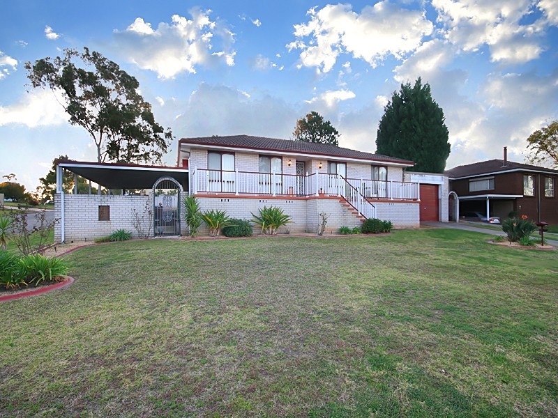13 Enfield Street, Jamisontown NSW 2750