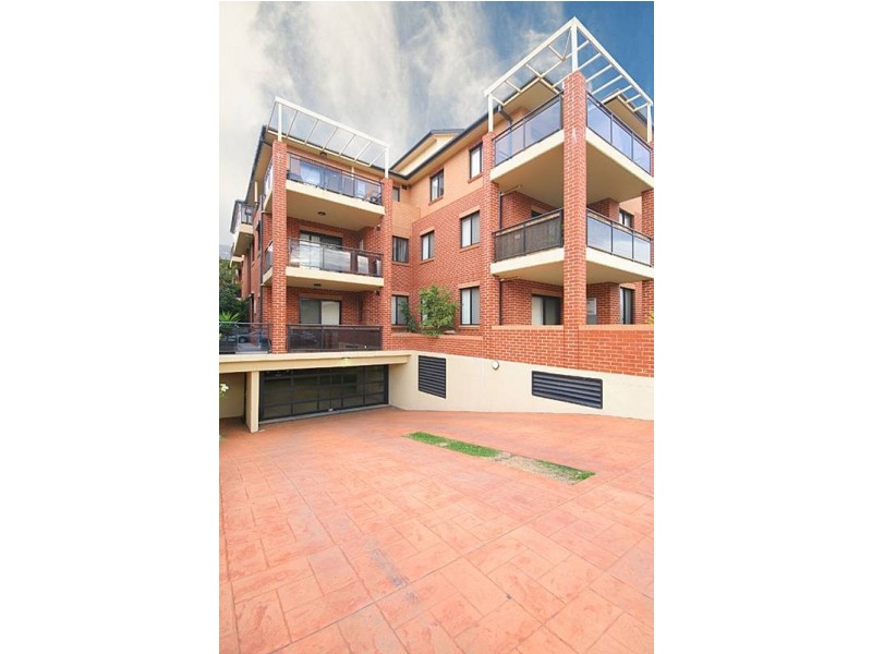 16/14-16 Regentville Road, Jamisontown NSW 2750