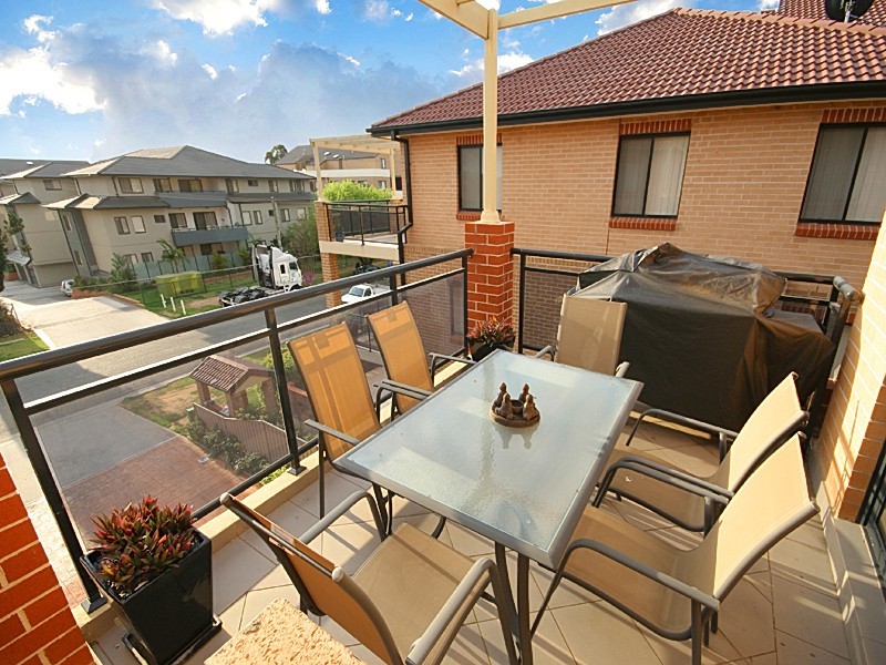 16/14-16 Regentville Road, Jamisontown NSW 2750