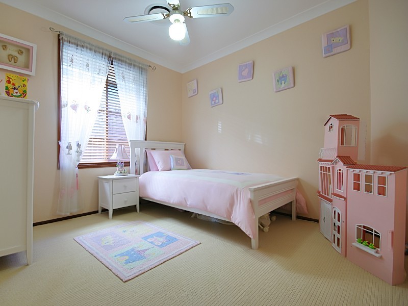 12 Panicum Place, Glenmore Park NSW 2745