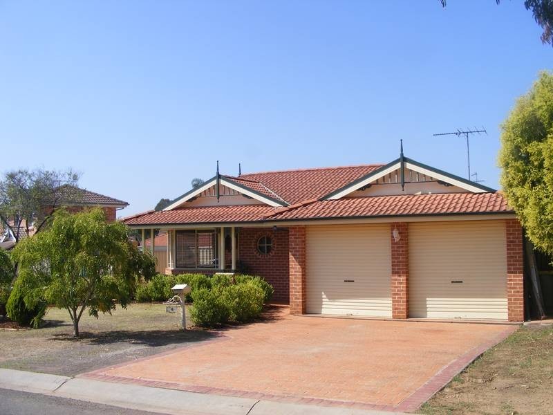 4 Midin Close, Glenmore Park NSW 2745