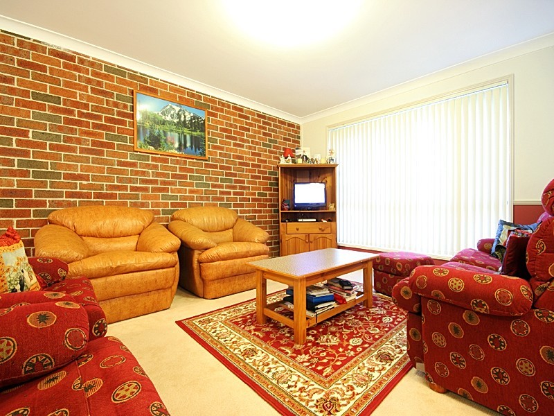 1 Langley Avenue, Glenmore Park NSW 2745