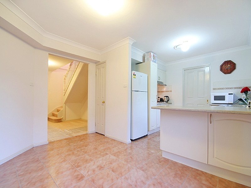 1 Langley Avenue, Glenmore Park NSW 2745